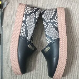 Women's Black Slip-On Shoes